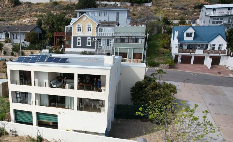 To Let 5 Bedroom Property for Rent in Mossel Bay Western Cape